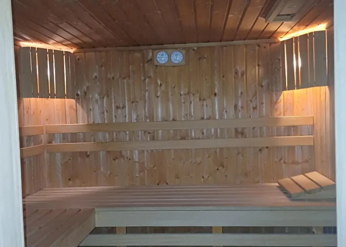 Czarna Gora - Stubai 34 Biala Woda * Sienna (Klodzko)